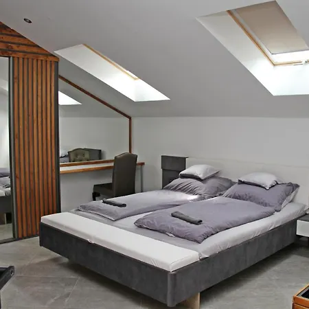 Penzion Player's Pool&rooms 4*